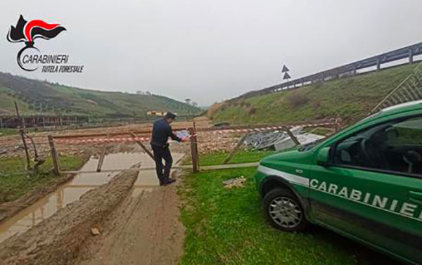 Smaltimento illecito materiale di risulta, sequestrata discarica abusiva a Torano Castello