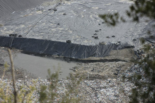Lamezia, la discarica di Pianopoli invasa dall'acqua