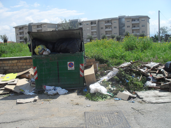 Lamezia: Associazione Capizzaglie denuncia presenza discarica abusiva in contrada Donna Mazza