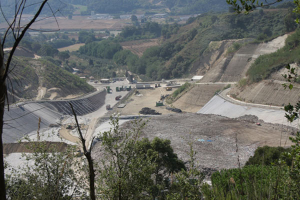 Zicchinella: “Preoccupante situazione emergenza rifiuti, riaprire la discarica di Pianopoli”