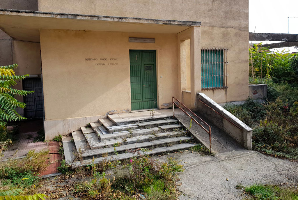 Lamezia, Nicotera su ex dispensario di via Miceli: "Condizioni di degrado sono specchio della nostra sanità"