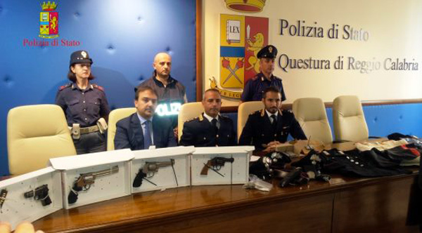 divise-reggio-calabria-armi-e-divise.jpg