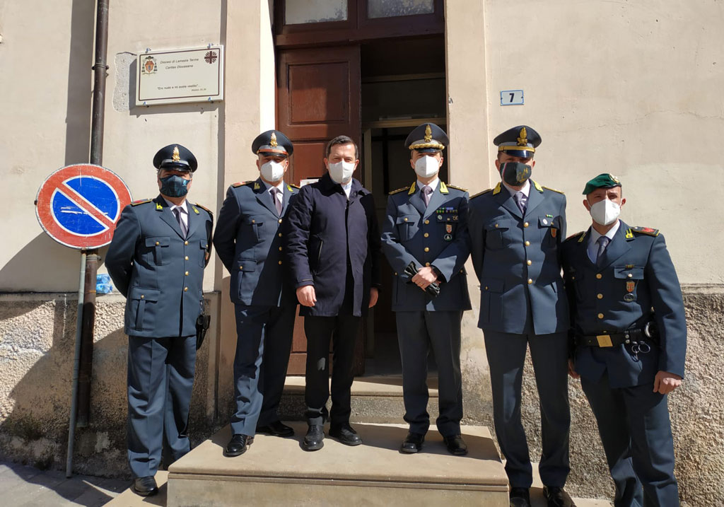 donazioni-caritas-lamezia-2021_54fa6.jpg