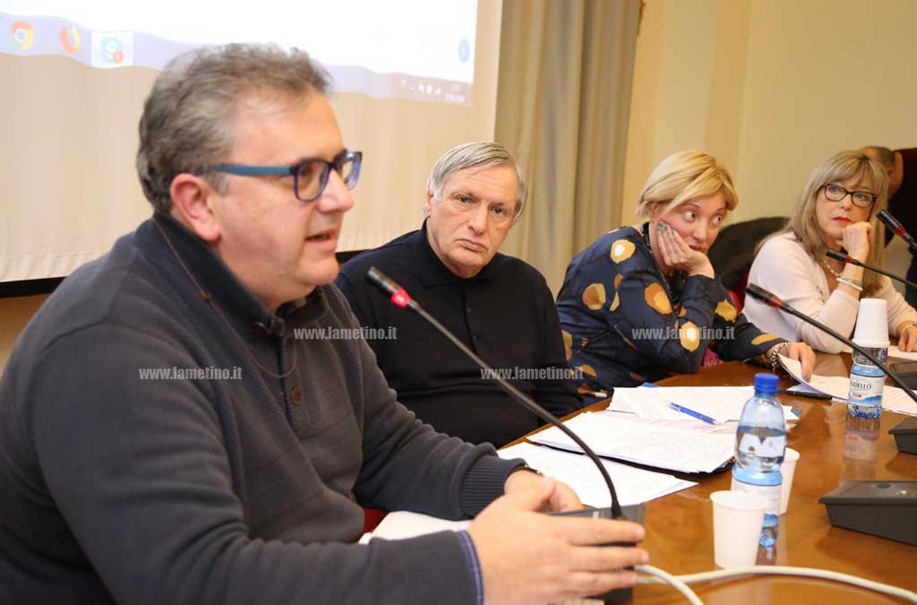 Migranti, Don Ciotti (Libera): "Il cambiamento che sogniamo ha bisogno di ciascuno di noi"