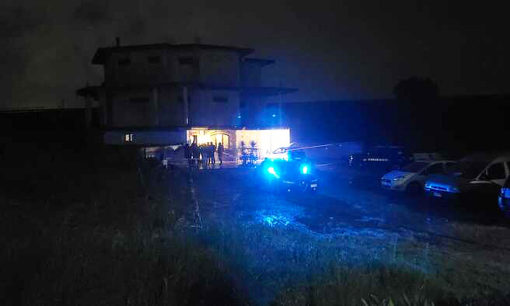 Donna uccisa a colpi d'arma da fuoco nel Cosentino, l'obiettivo era il marito 