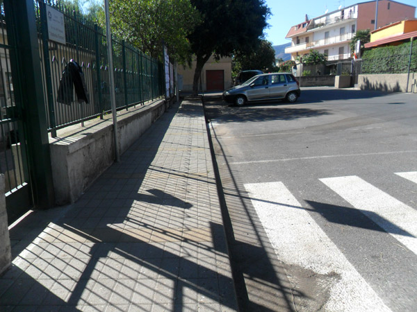 Lamezia, associazione Capizzaglie: nuovi dossi in sicurezza per le scuole del quartiere