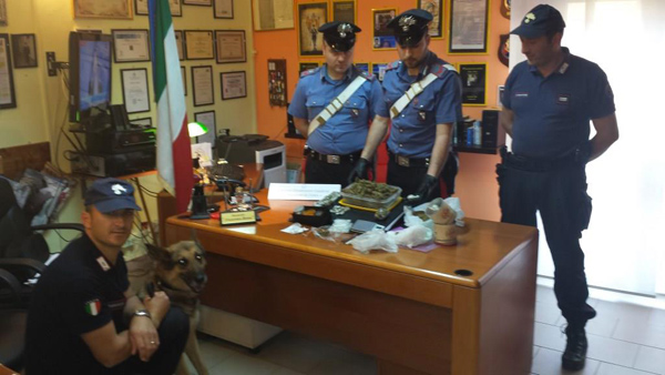 Calabria: Deteneva marijuana e droga sintetica, 27enne arrestato