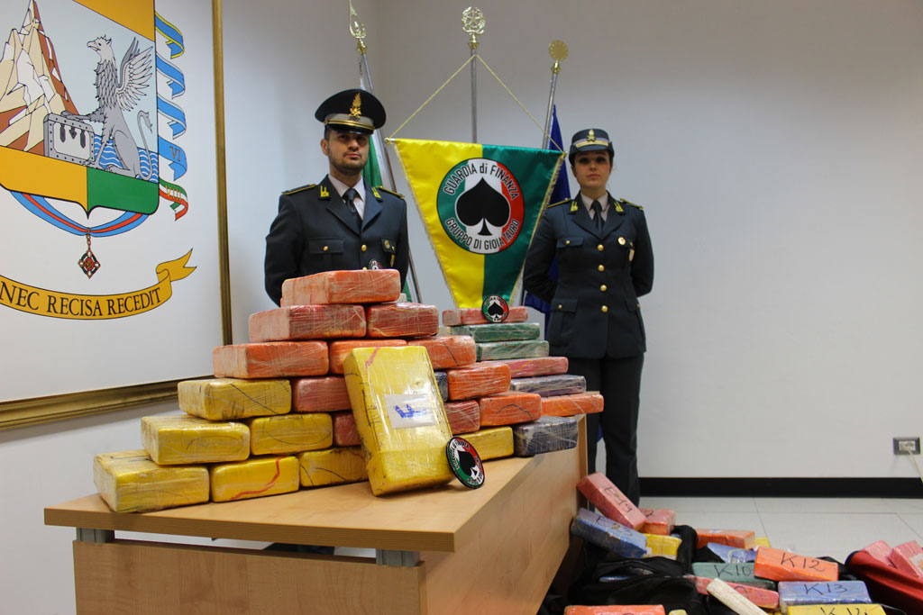 droga-giioia-2-dic.jpg