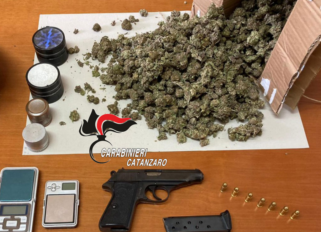 droga-pistola-vena-di-maida1_cb3f5.jpg