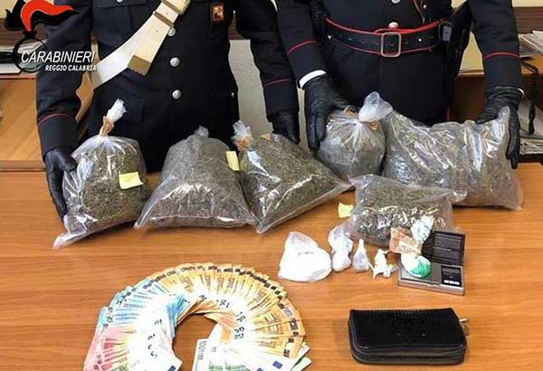 Trovato con droga e banconote, arrestato 38enne nel reggino