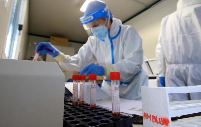 Covid, ancora alti i contagi in Calabria: 2532 nuovi casi e 7 decessi