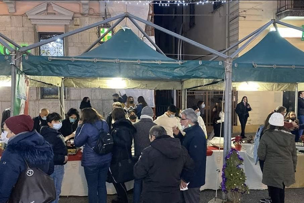 Lamezia, allestito stand istituto ‘Einaudi’ su Corso Numistrano