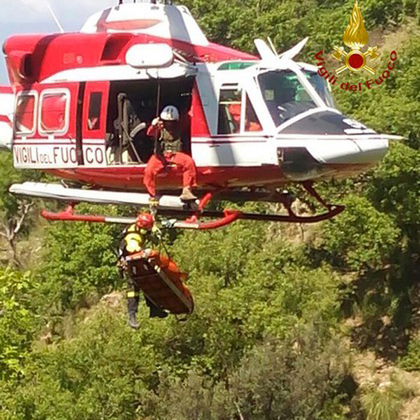 elicottero-vigili-fuoco-soccorso.jpg