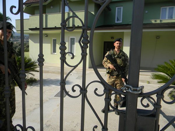 Esercito presidia Università Antimafia Calabria a Limbadi