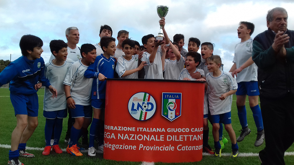Esordienti calcio Lamezia campioni provinciali sia nella categoria a 9 che ad 11