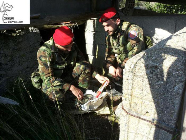 Carabinieri sequestrano esplosivo e munizioni nel reggino