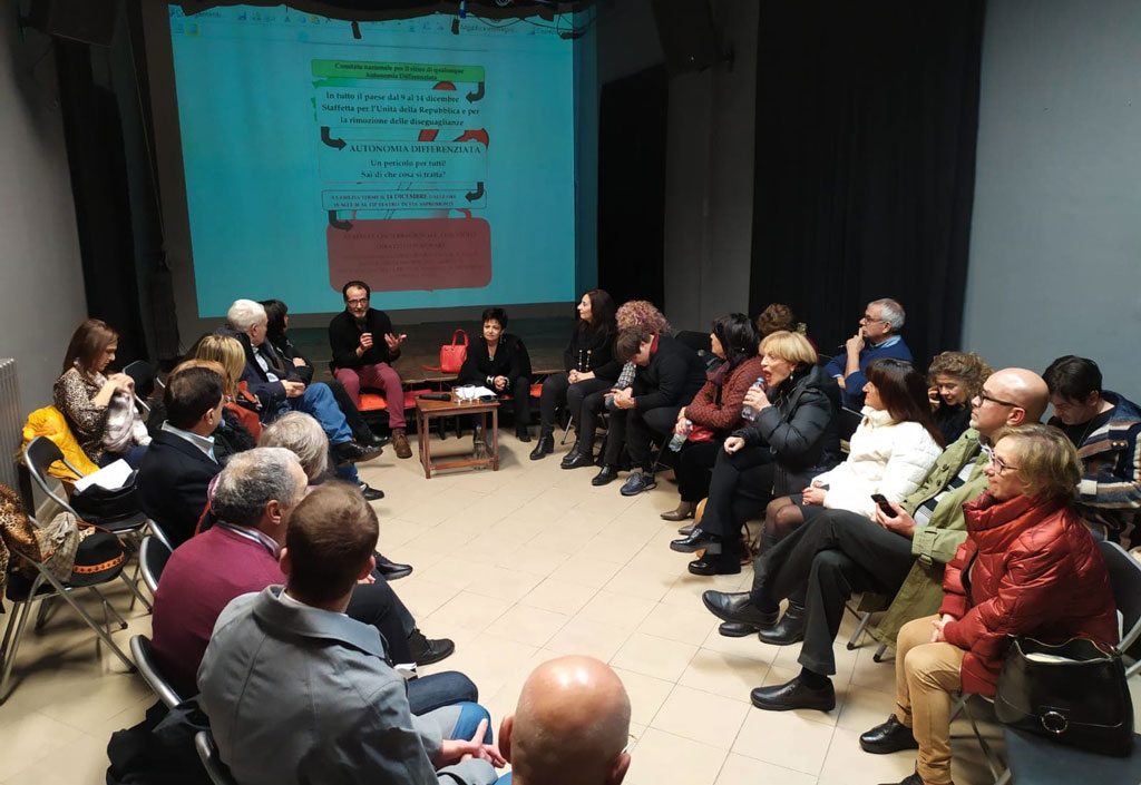 Lamezia, in città l'evento staffetta con microfono aperto del comitato nazionale contro autonomia differenziata