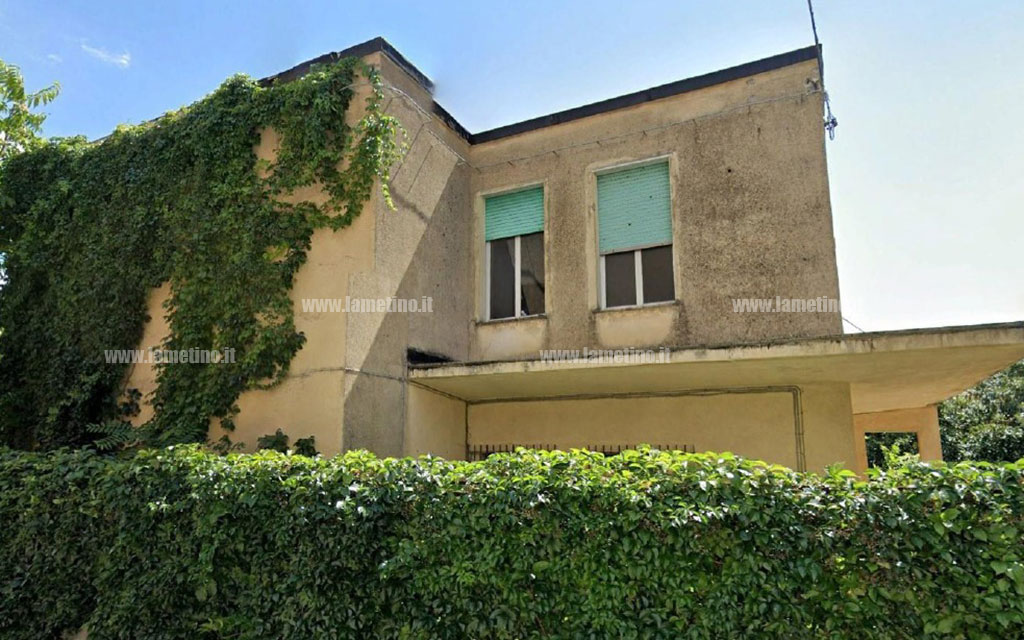 ex-dispensario-casa-comunita-lamezia9.26.43_71423_61de0.jpg
