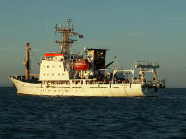 Cambiamenti climatici, nave di ricerca OGS "Explora" partirà da Crotone per l’Antartide il 5 dicembre