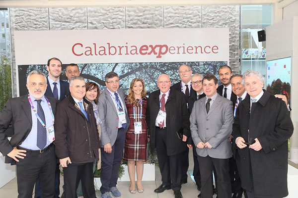 Expo: inaugurato spazio espositivo Regione Calabria - VIDEO
