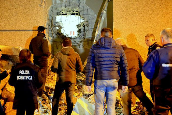 Assalto caveau a Caraffa di Catanzaro, in appello riconosciuta aggravante mafiosa