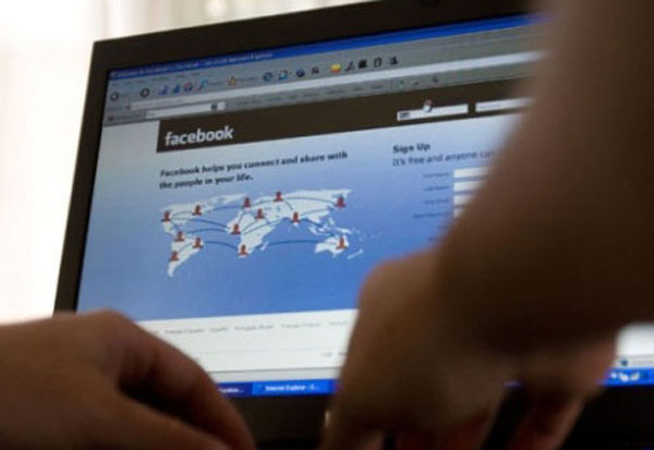 Nuovo down per Facebook, Instagram e WhatsApp