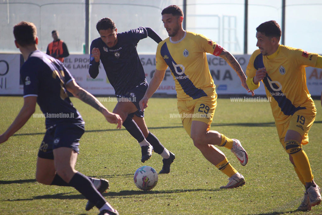 Fc Lamezia batte 4-3 ai rigori la Cavese e approda alle semifinali di Coppa Italia