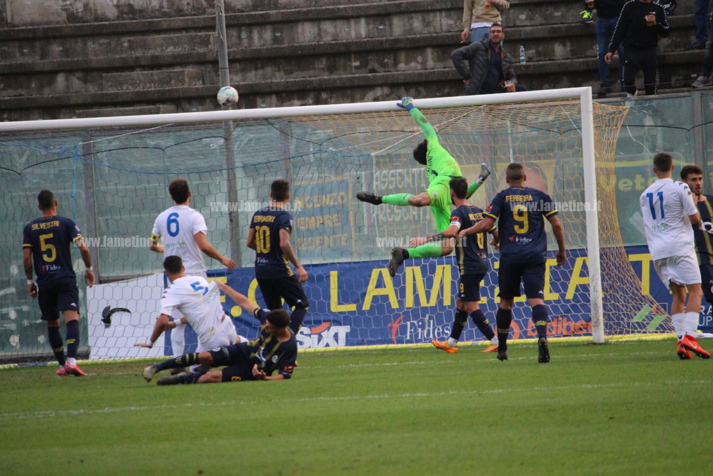  Fc Lamezia fermato sul pari dal Licata. La vetta resta distante 8 punti