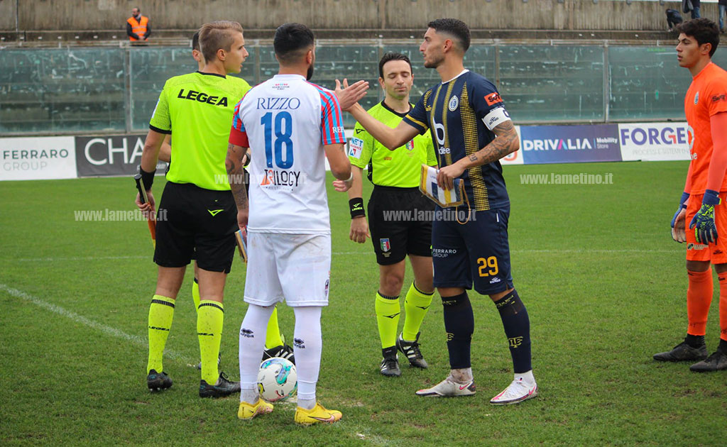 fc-lamezia-catania-201122edf1c7_c4dc8.jpg