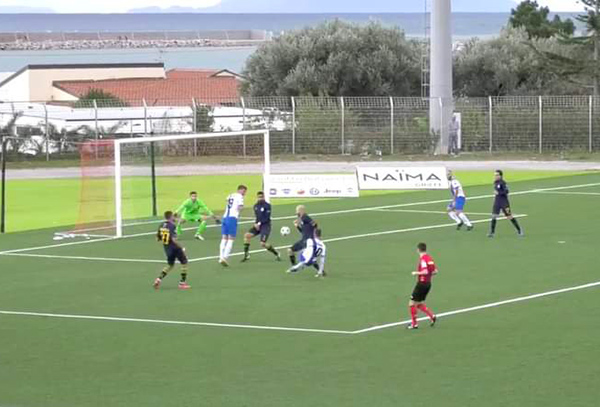 L'Fc Lamezia Terme vince in extremis a Sant'Agata ed accorcia a -2 dalla vetta