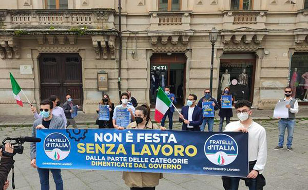 Primo Maggio, manifestazioni Fdi in varie città della Calabria per riaperture