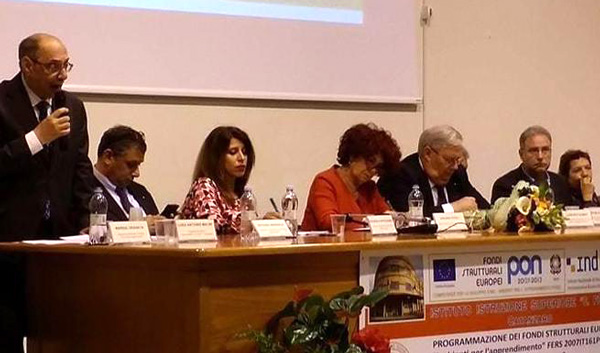 Ministro Fedeli a Catanzaro: oggi bella giornata dopo conferma dati Ocse che sistema scolastico funziona
