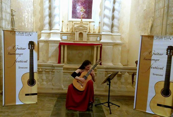 La lametina Federica Le Piane al “Guitar Summer Festival” di Ortigia