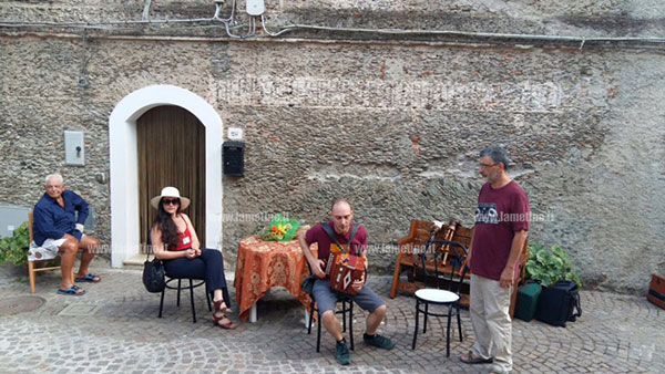 felici-e-conflenti-20166.jpg