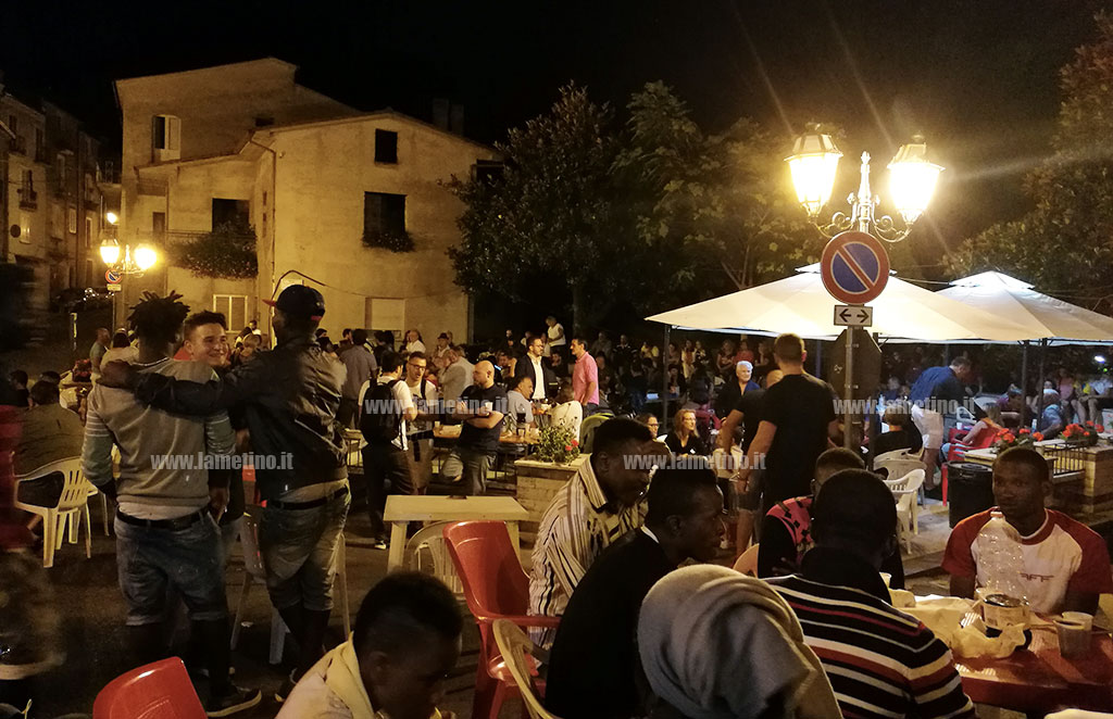 felici-ocnfelnti.jpg