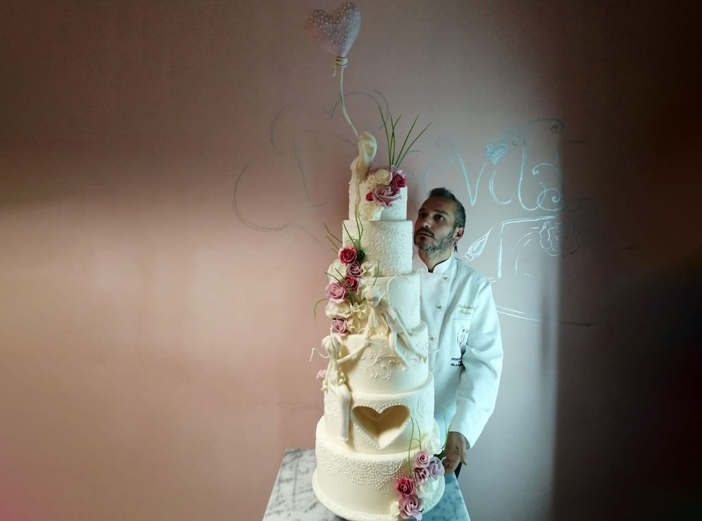 Il pasticcere lametino Ferdinando Cimino riceve riconoscimento di “Migliore Scenografia” al Rome Wedding Show