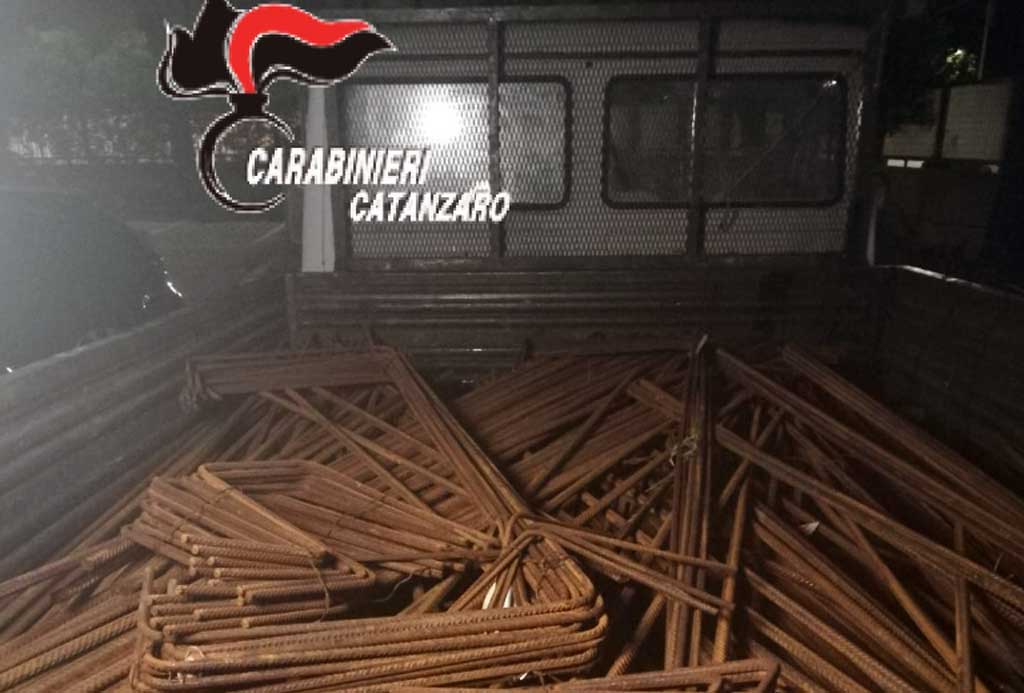Sorpreso a rubare in cantiere metropolitana 10 quintali di ferro, obbligo di dimora per 60enne a Catanzaro
