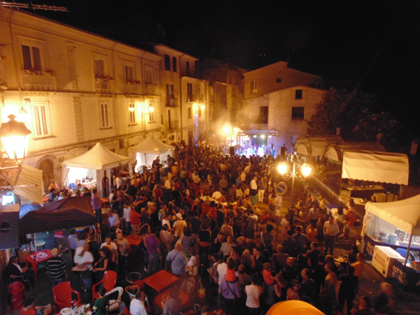 festa-pizza-conflenti-panoramica.jpg