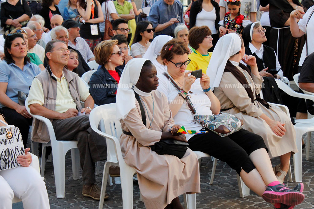 festa-popoli11.jpg