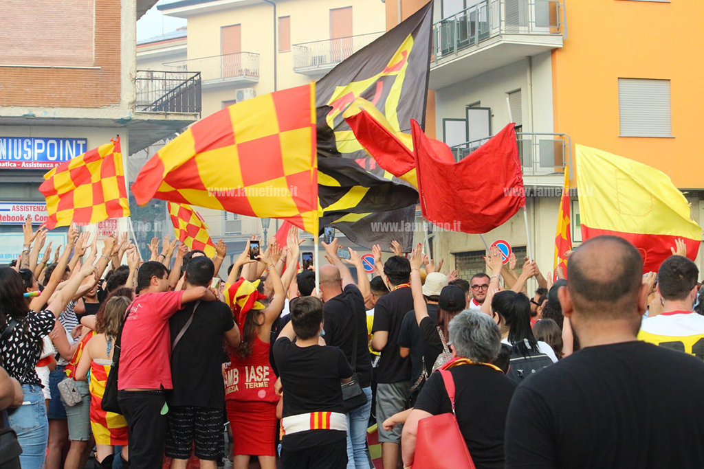 festeggiamenti-sambiase79a94eed_b9f29.jpg