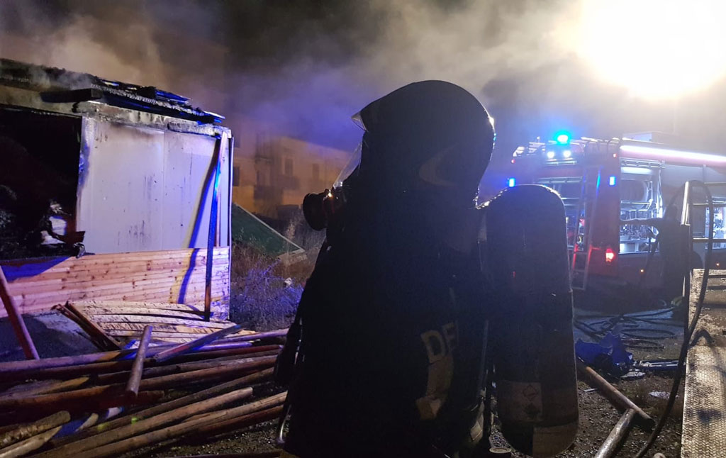 fiamme-siderno-container-2020116.jpg