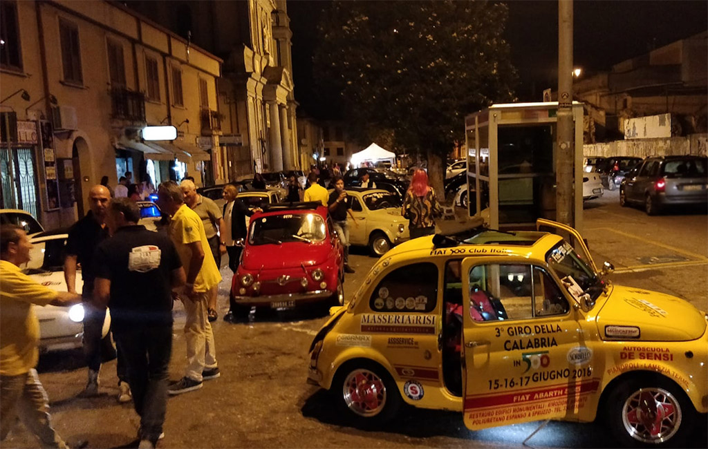 Club Fiat 500 Lamezia alla terza edizione della notte bianca vibonese