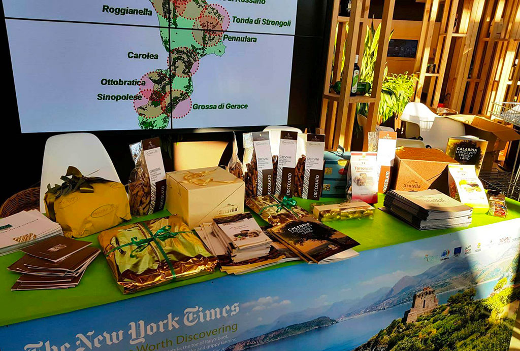 Dolci tradizionali e agrumi calabresi protagonisti a FICO Eataly Bologna