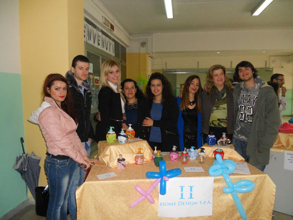 fiera-istituto-einaudi6.jpg