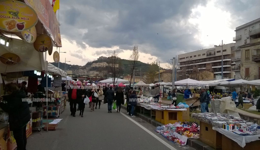 Controlli carabinieri alla Fiera di San Giuseppe a Cosenza, 1 arresto e decine di denunce