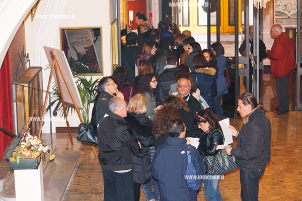 Lamezia: fila per accaparrarsi biglietti “Romeo and Juliet” al teatro Grandinetti