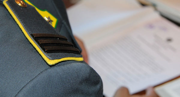 Corruzione e falso ideologico, sospesi dal servizio dirigente e due funzionari Asp di Catanzaro