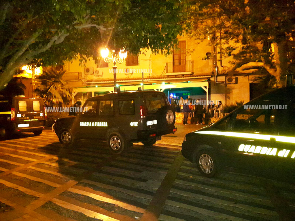Lamezia, sequestrato il Banshee in piazza Mercato Vecchio