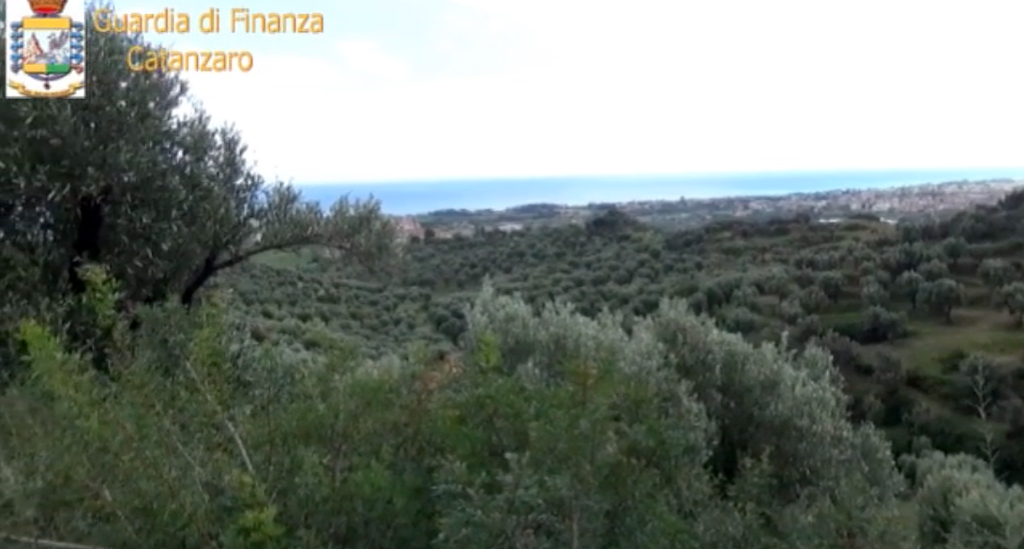 finanza-sov.jpg