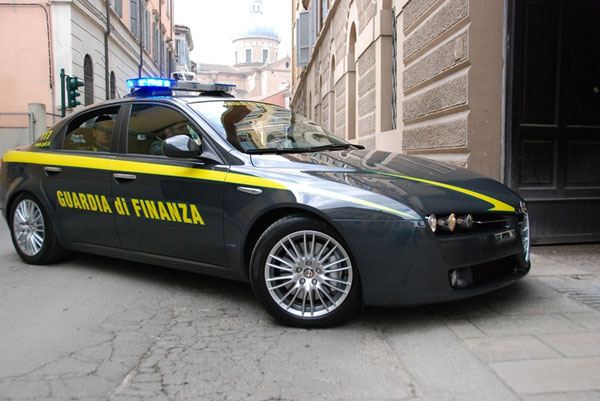 Omesso versamento Iva, sequestrati beni a imprenditore di Crotone